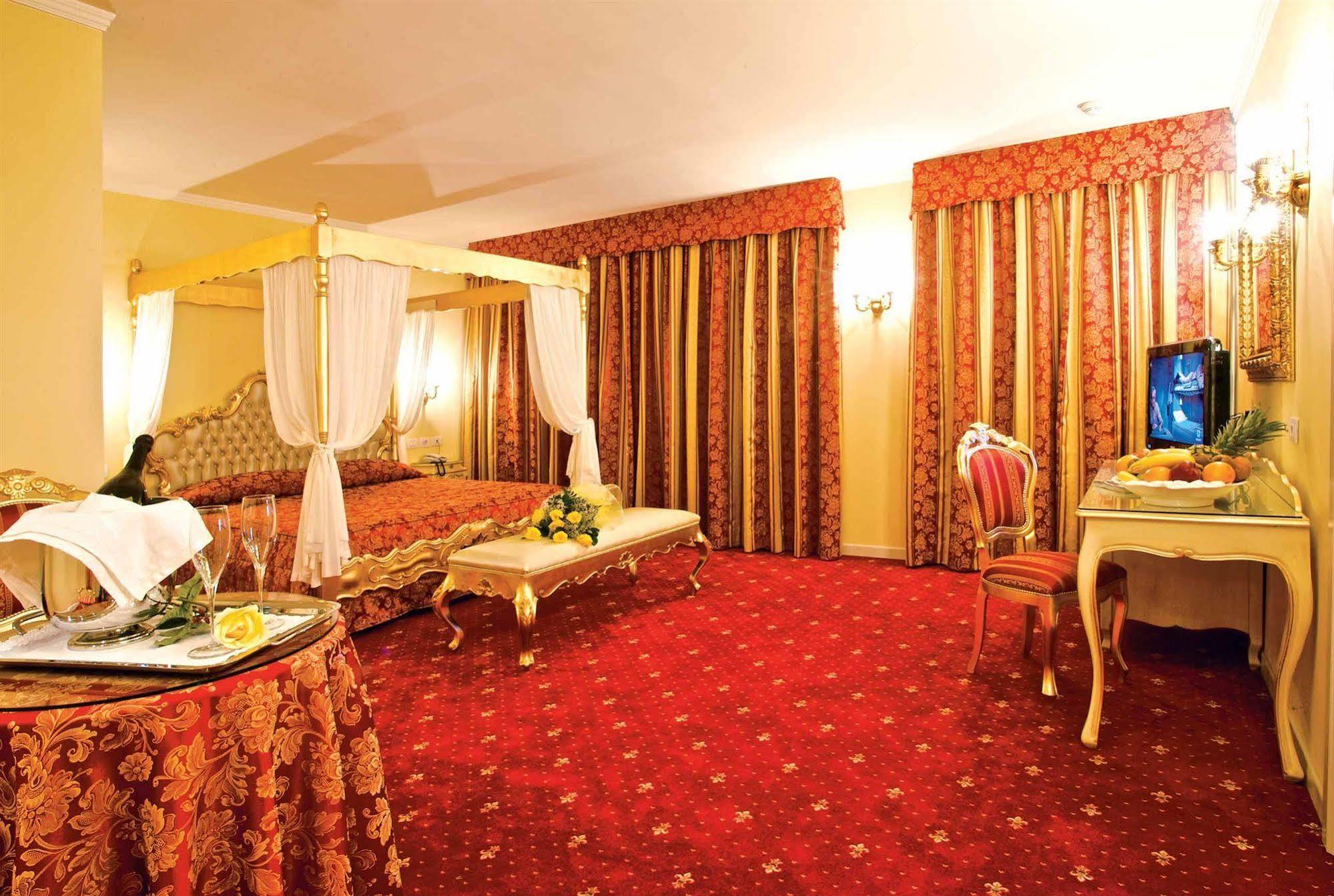 Hotel Motel Gold Calcinate 외부 사진
