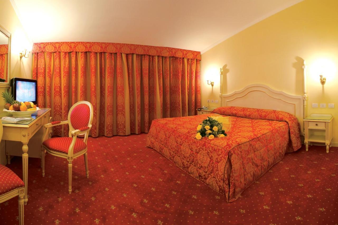 Hotel Motel Gold Calcinate 외부 사진